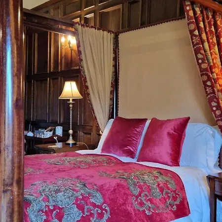 Braithwaite Hall Bed & Breakfast Bed and Breakfast Middleham