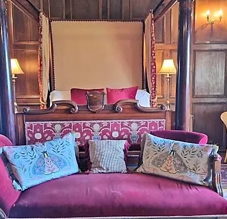 Braithwaite Hall Bed & Breakfast 5*