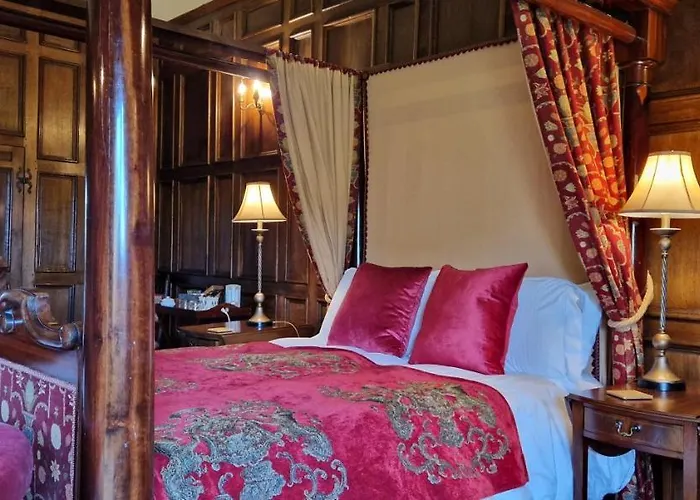 Braithwaite Hall Bed & Breakfast Bed & Breakfast Middleham